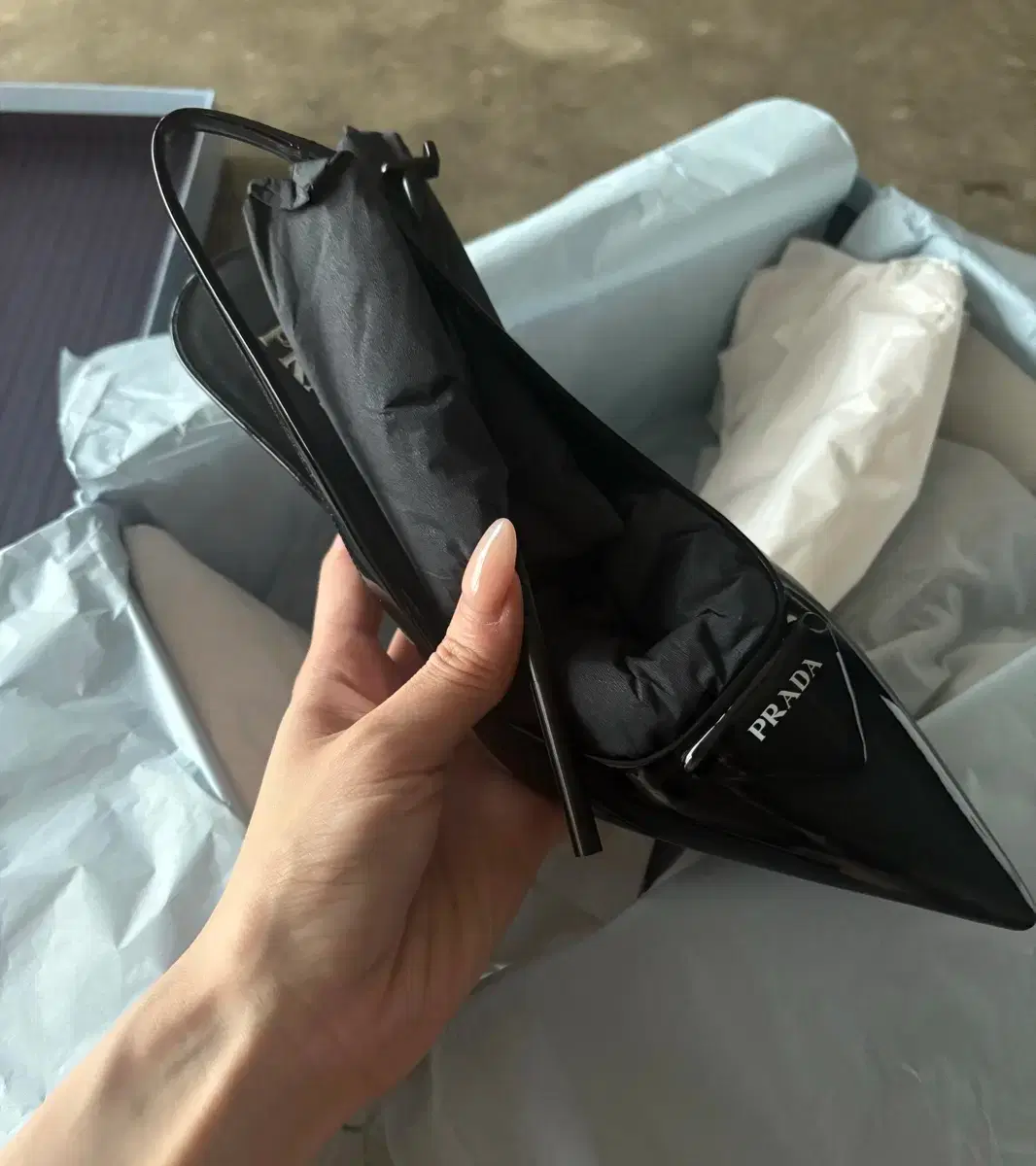 Prada パテントスリングバックパンプス(黒人/新製品)